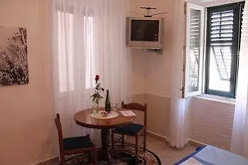 Nerio Apartman *